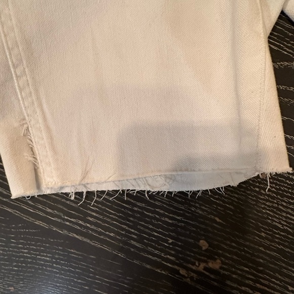 EXPRESS Bermuda High Rise Shorts w/ frayed hem size 00 NEW - Picture 10 of 11